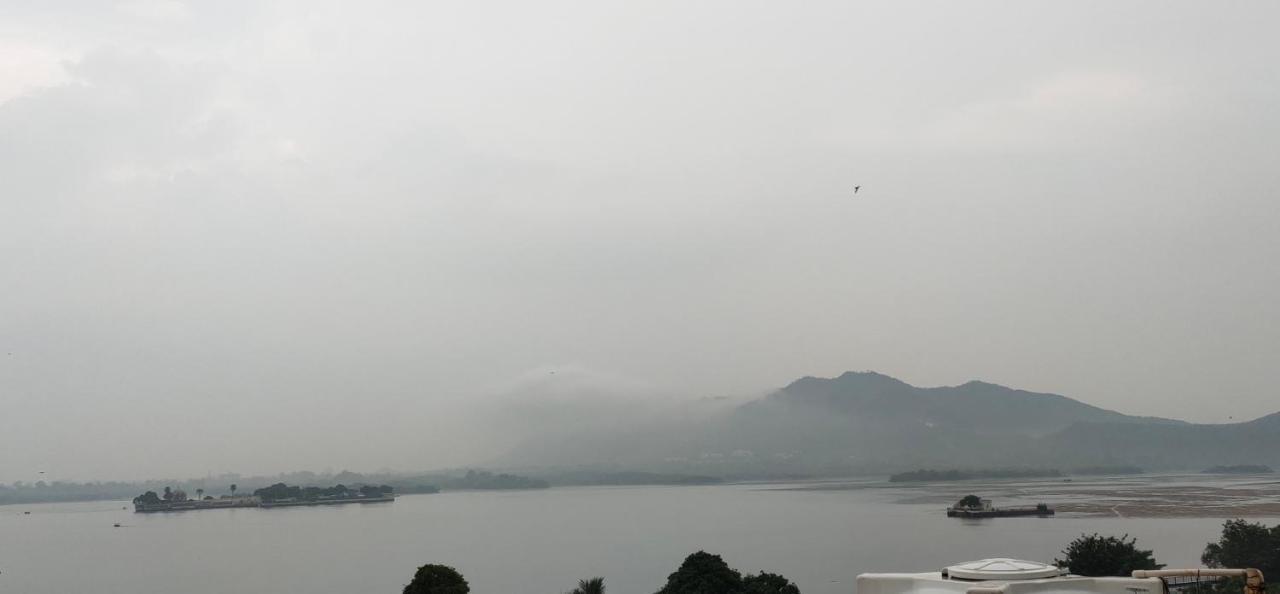 Hotel Lake Star Udaipur Exterior foto